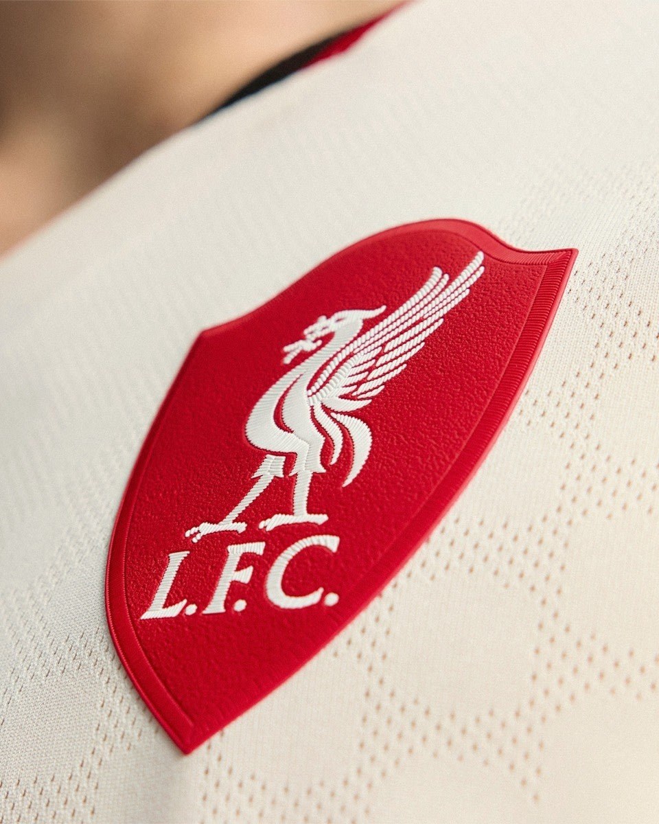 Liverpool Visitante 24/25