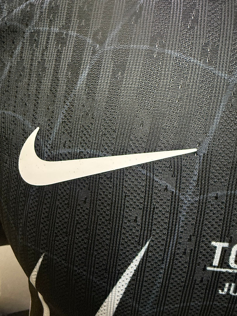 Maillot FC Barcelone x Spider-Man Noir 26/27 - détail 3