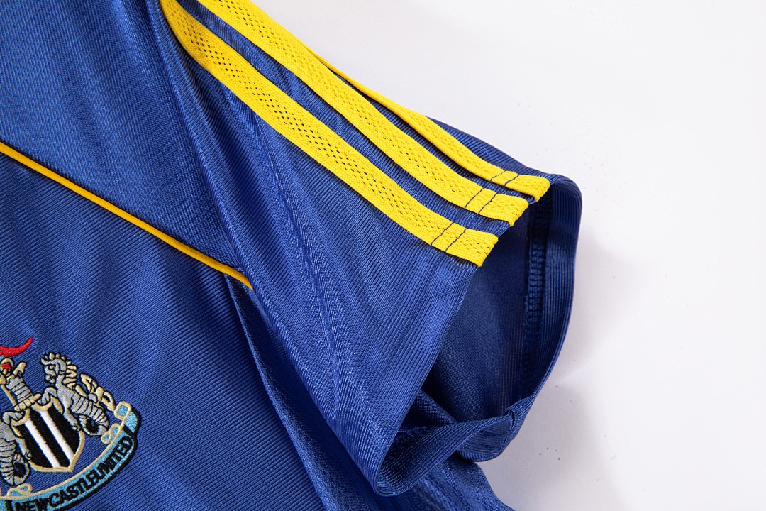 Maillot rétro Newcastle United Extérieur 1998/00 - détail 3