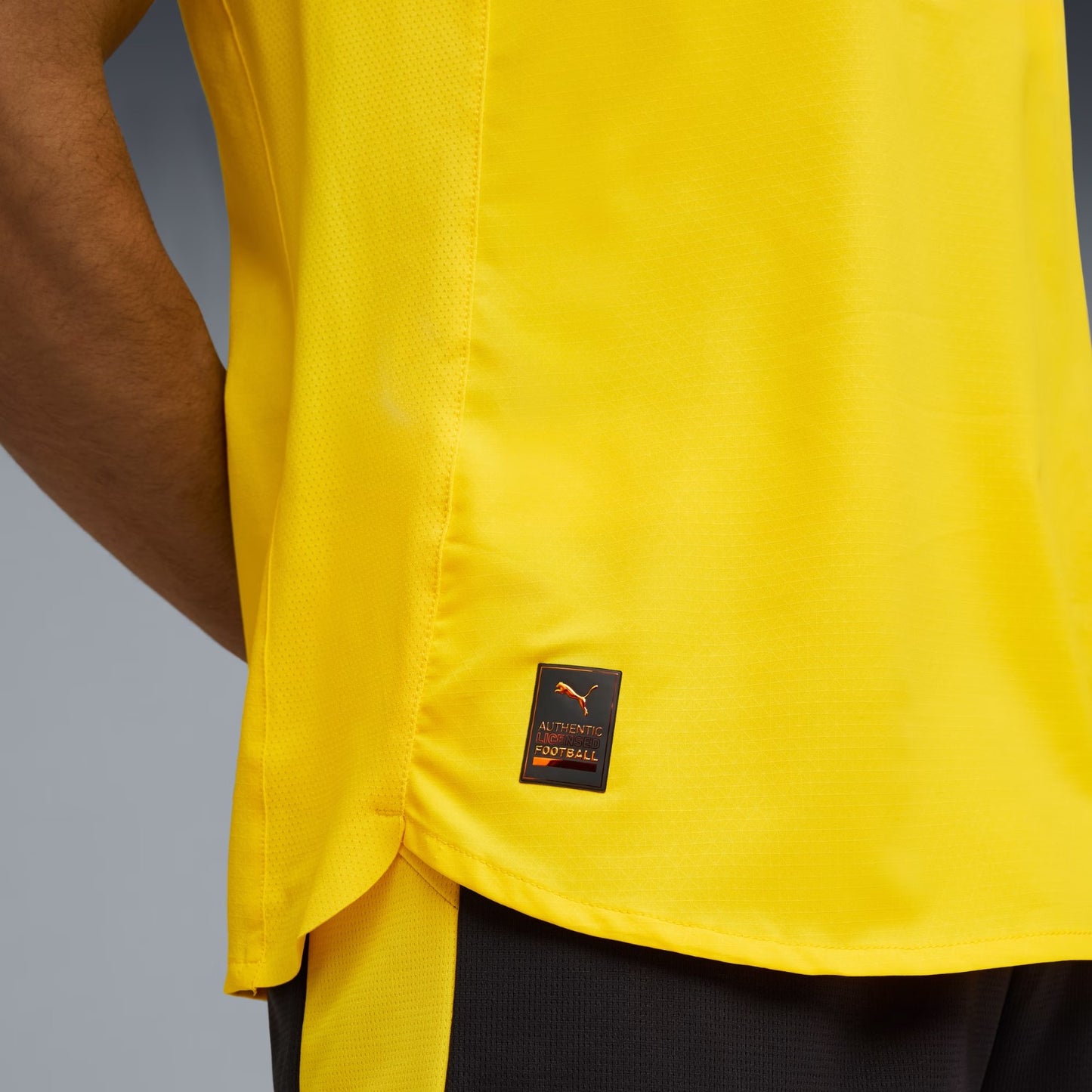 Borussia Dortmund Local 24/25