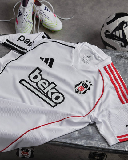 Beşiktaş JK Domicile 25/26