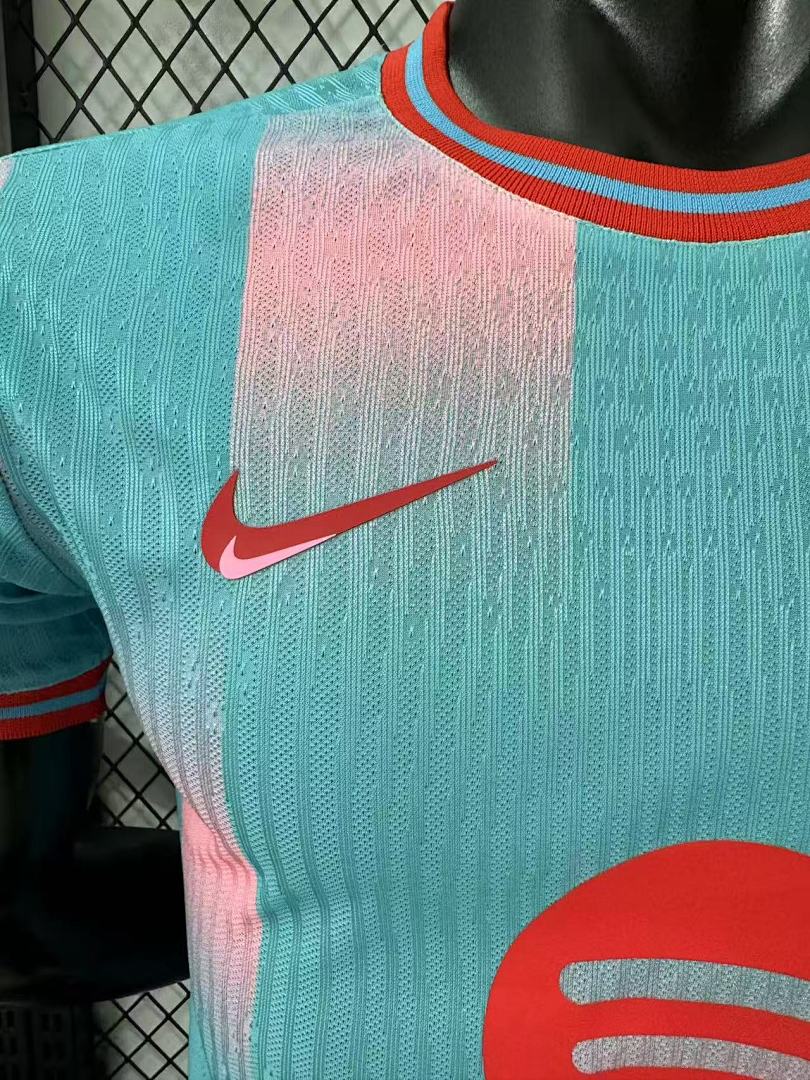 Maillot FC Barcelone Pink Edition 25/26 - détail 2