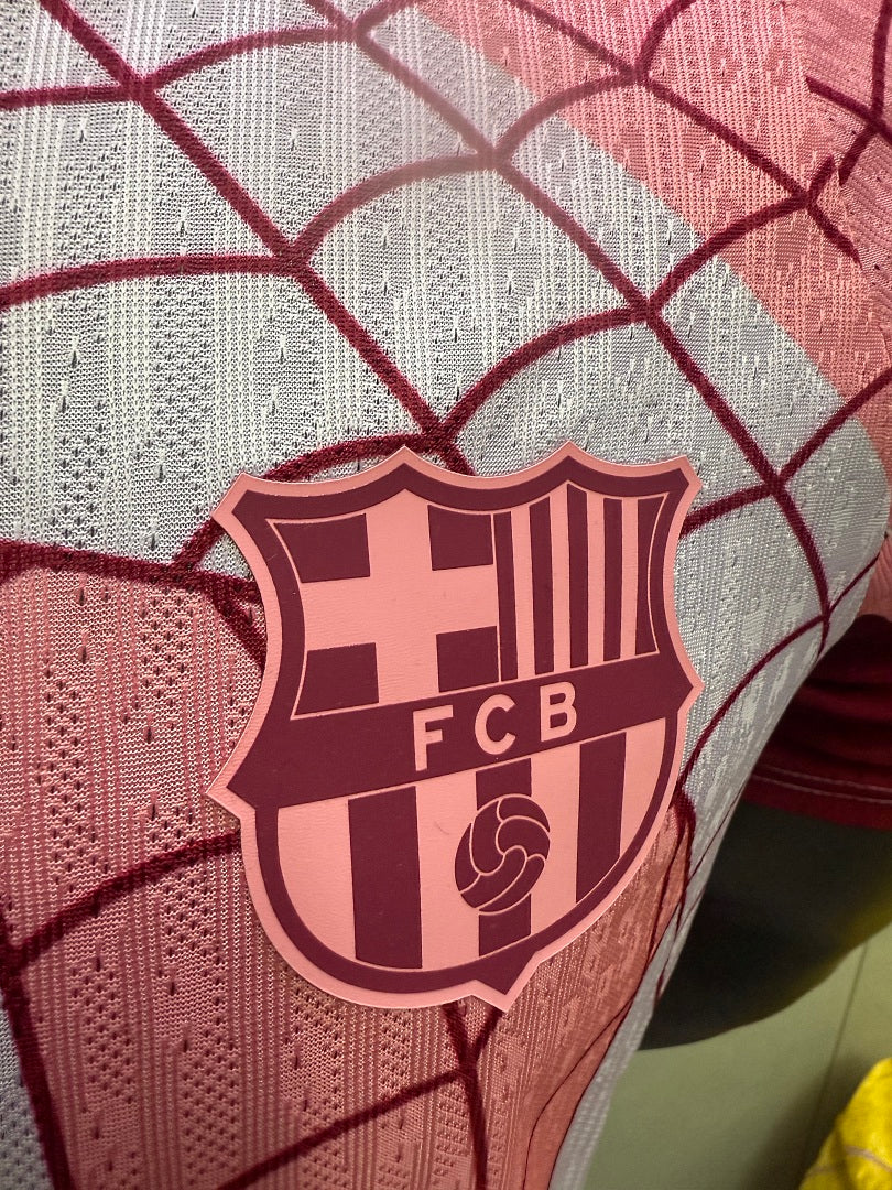 Maillot FC Barcelone x Spider-Man Rose 26/27 - détail 1