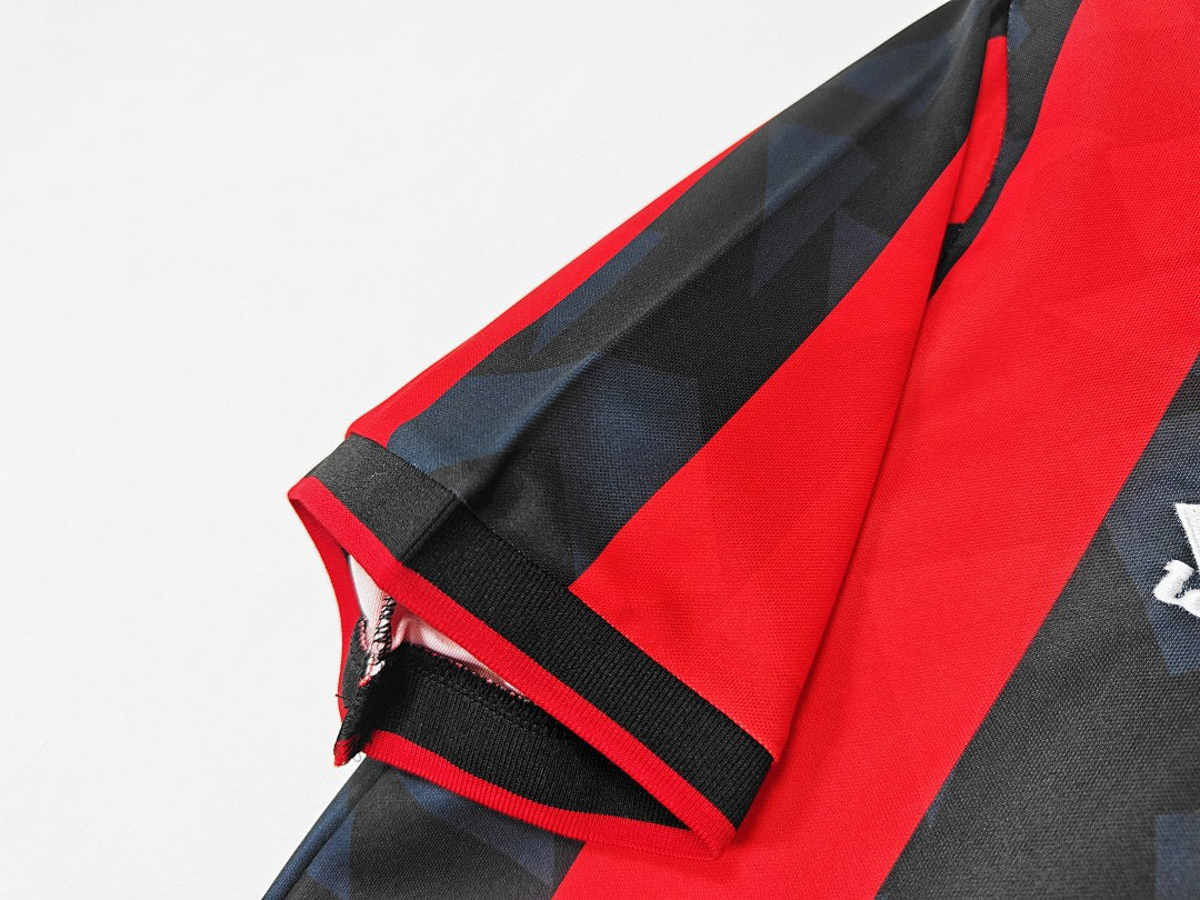 Maillot rétro AC Milan Domicile 1993/94 - détail 1