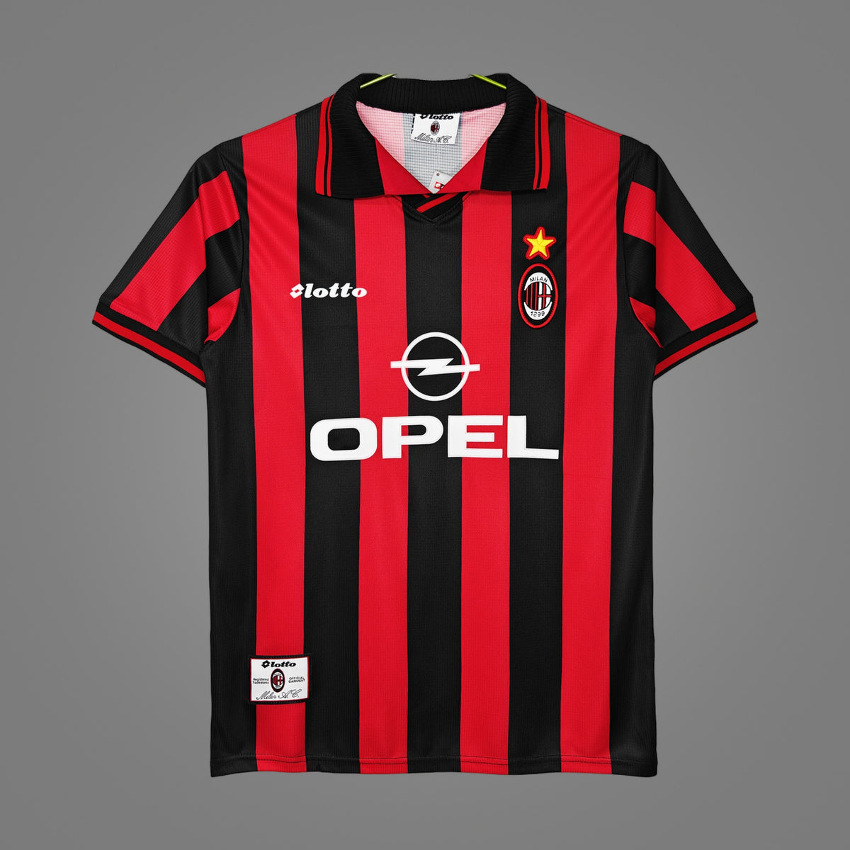 Maillot rétro AC Milan Domicile 1997/98 - face avant