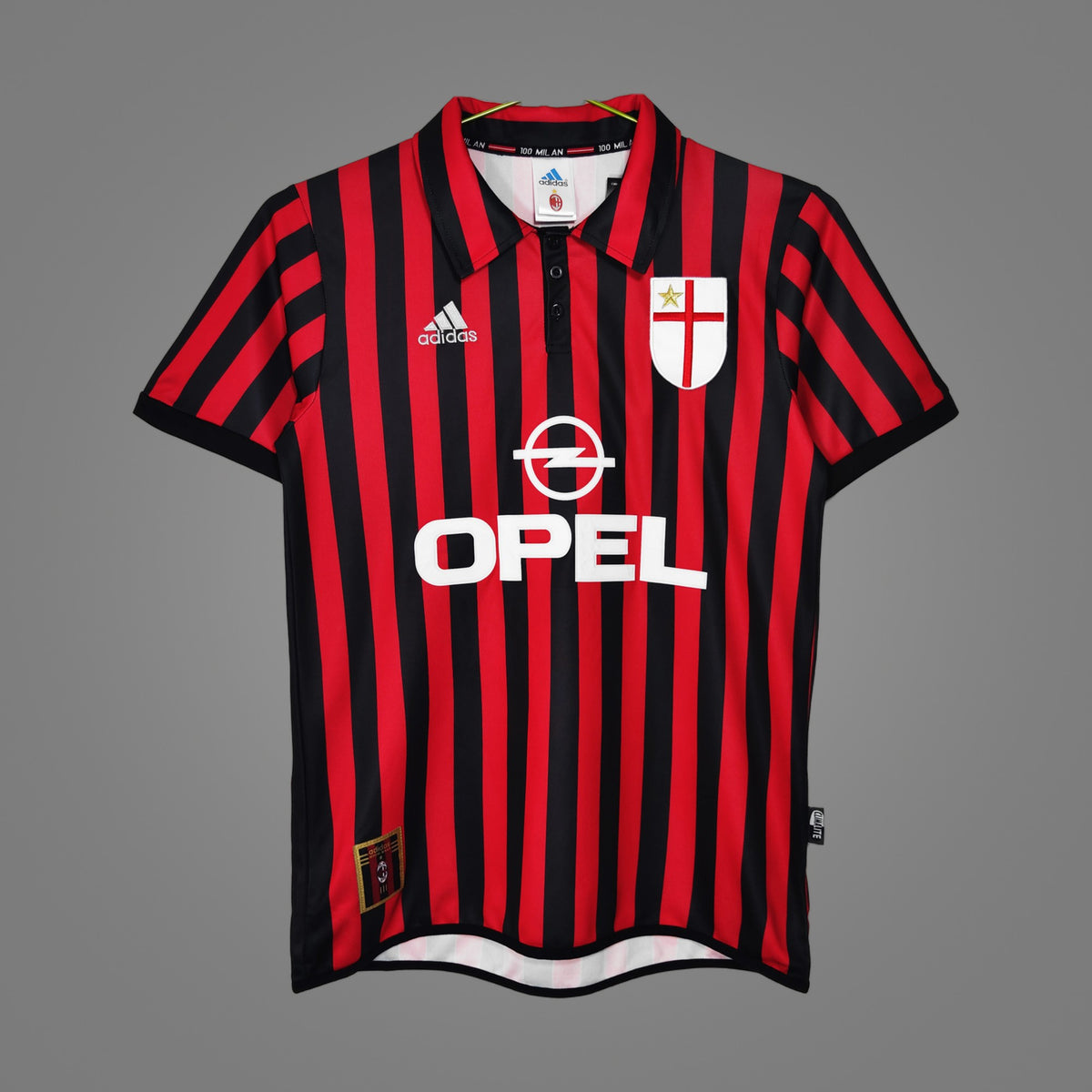 Maillot rétro AC Milan Domicile 1999/00 - face avant