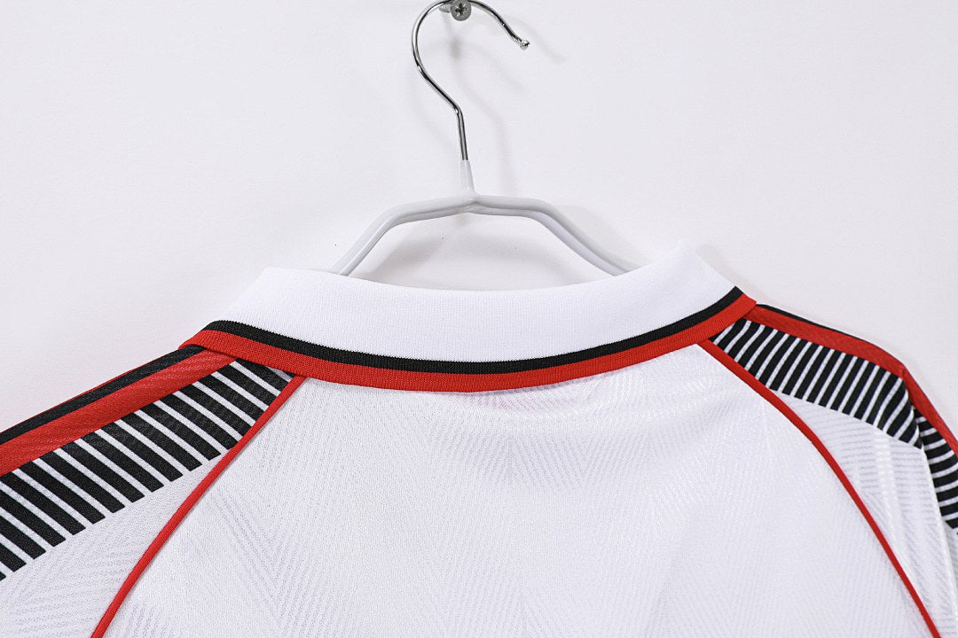 Maillot rétro AC Milan Extérieur 1997/98 - détail 1