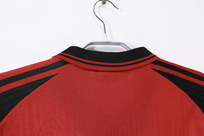 Maillot rétro AC Milan Third Édition spéciale 1997/98 - détail 1