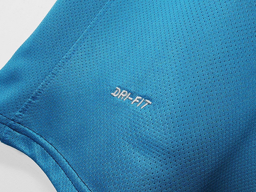 Maillot rétro Arsenal Extérieur 2011/12 - détail 1