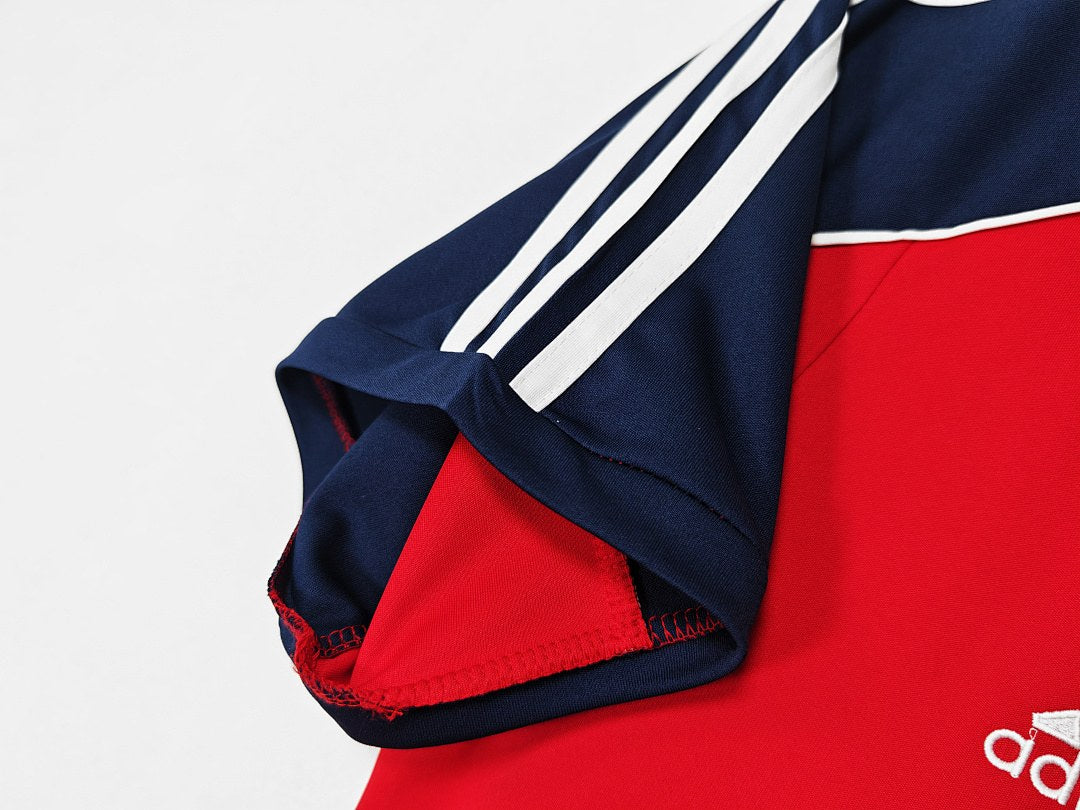 Maillot rétro Bayern Munich Domicile 2000/01 - détail 1