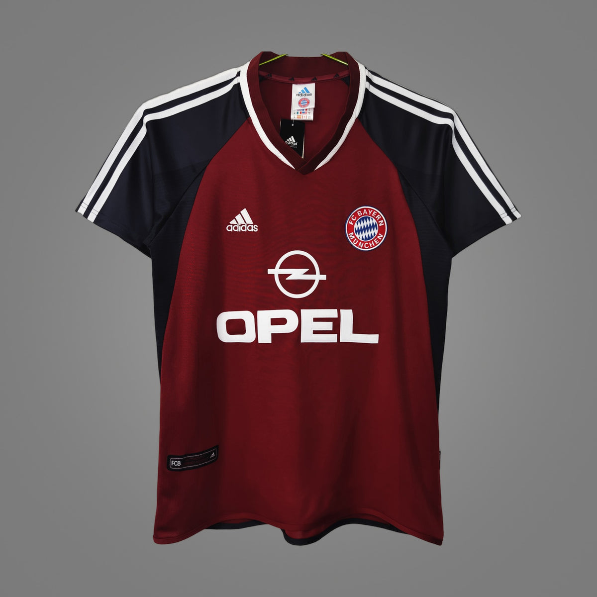 Maillot rétro Bayern Munich Domicile 2001/02 - face avant