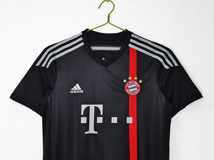 Maillot rétro Bayern Munich Extérieur 2014/15 - détail 3
