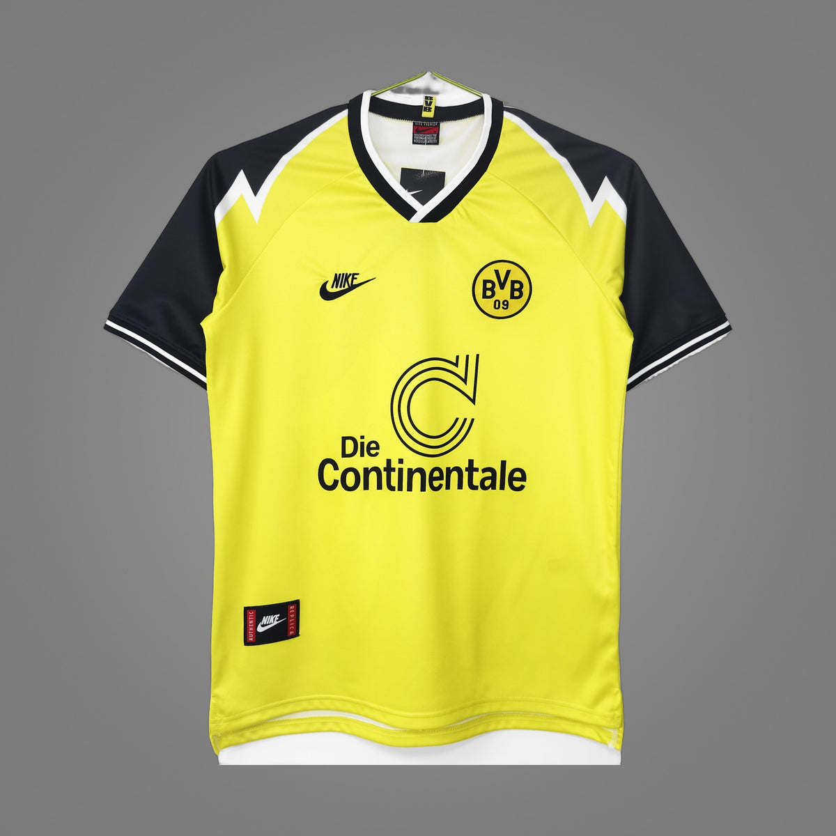 Maillot rétro Borussia Dortmund Domicile 1995/96 - face avant