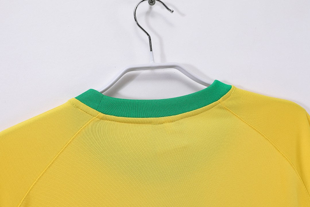 Maillot rétro Brésil Domicile 2000 - détail 1