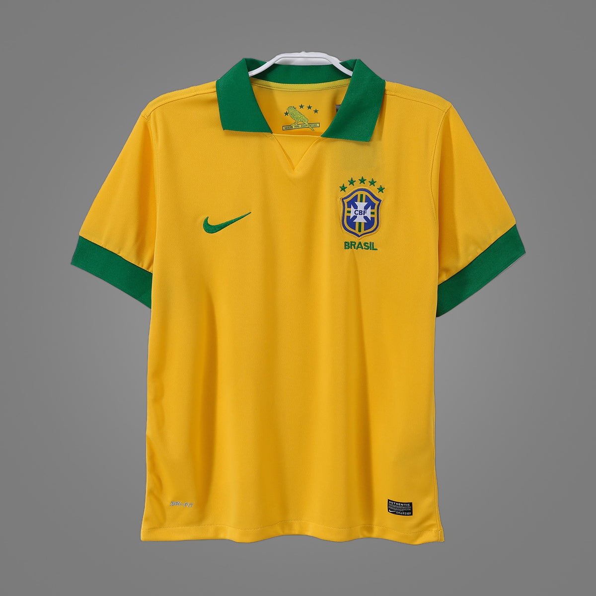 Maillot rétro Brésil Domicile 2013 - face avant