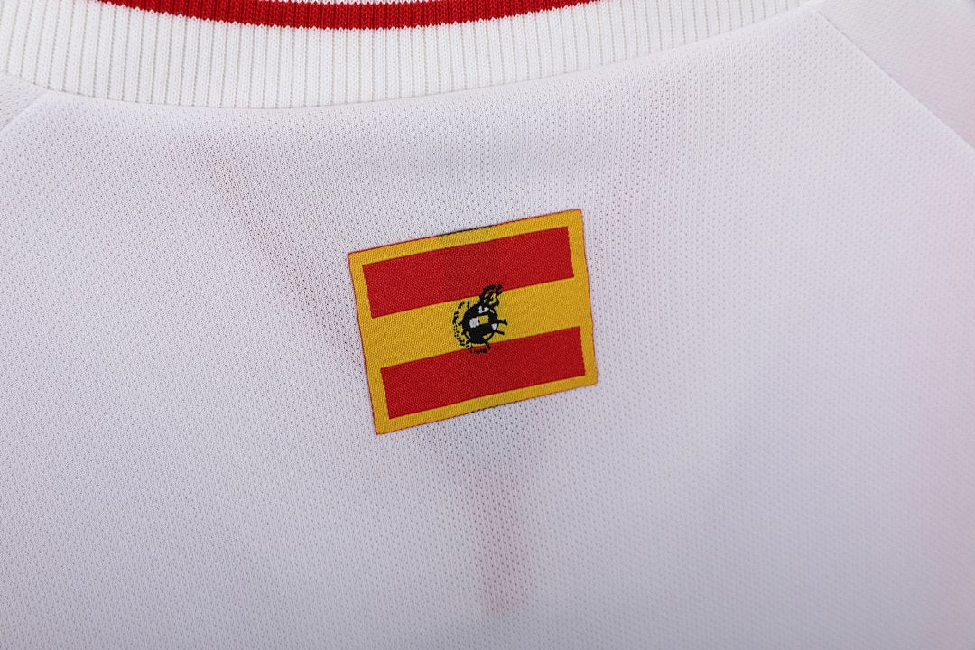 Maillot rétro Espagne Third blanc 1996 - détail 1
