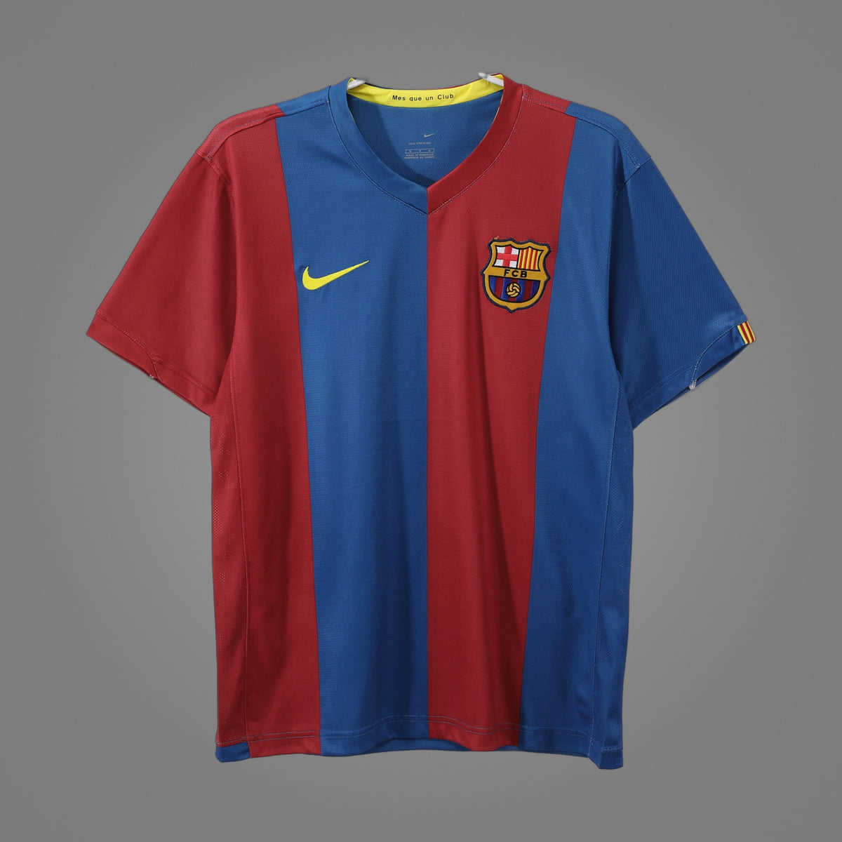 Maillot rétro FC Barcelone Domicile 2006/07 - face avant