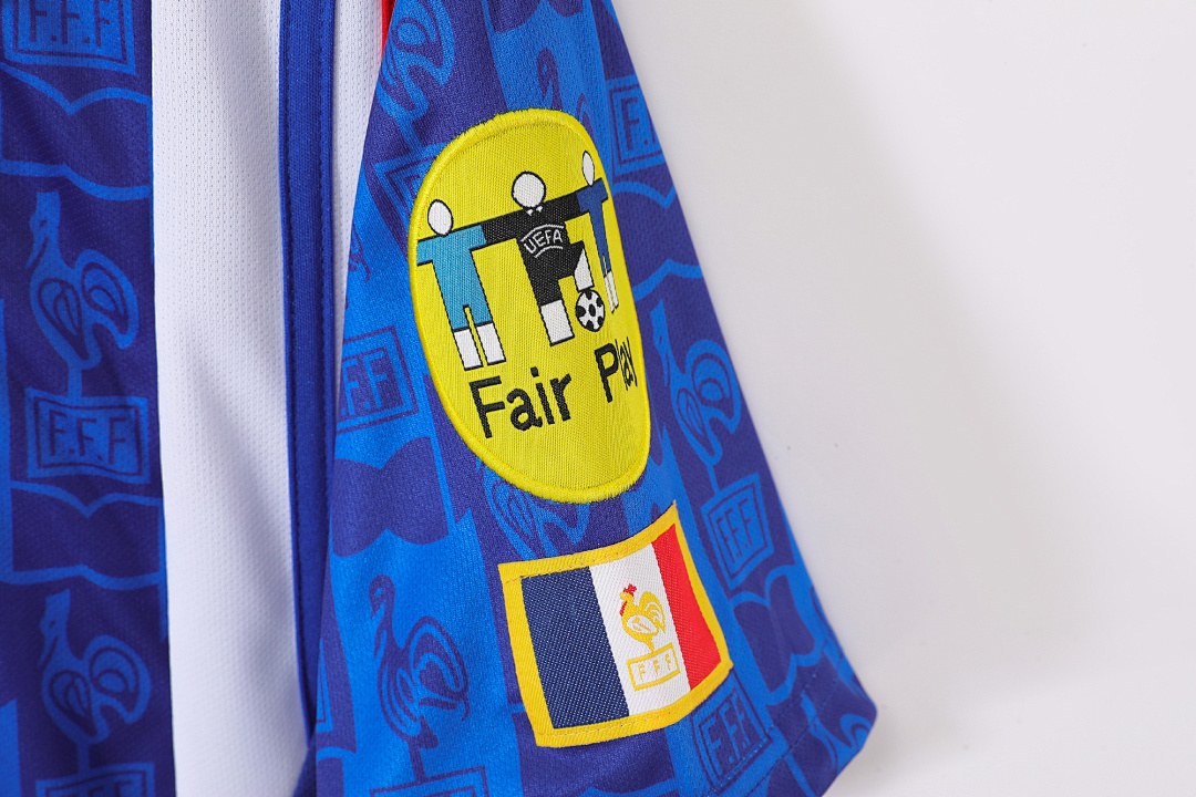 Maillot rétro France Domicile 1996 - détail 3