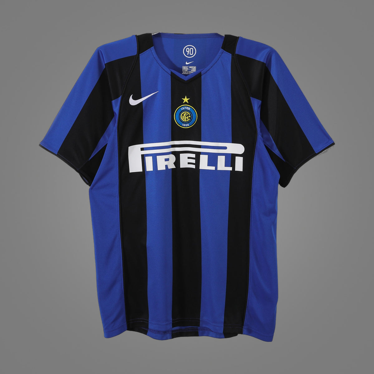 Maillot rétro Inter Milan Domicile 2004/05 - face avant