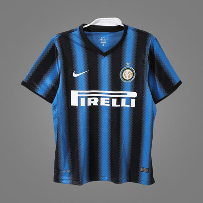 Maillot rétro Inter Milan Domicile 2010/11 - face avant
