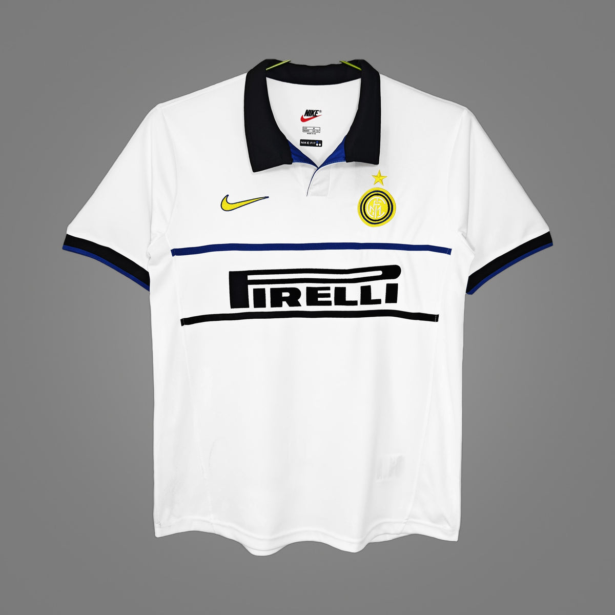 Maillot rétro Inter Milan Extérieur 1998/99 - face avant