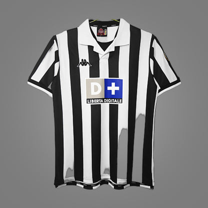 Maillot rétro Juventus Domicile 1998/99 - face avant