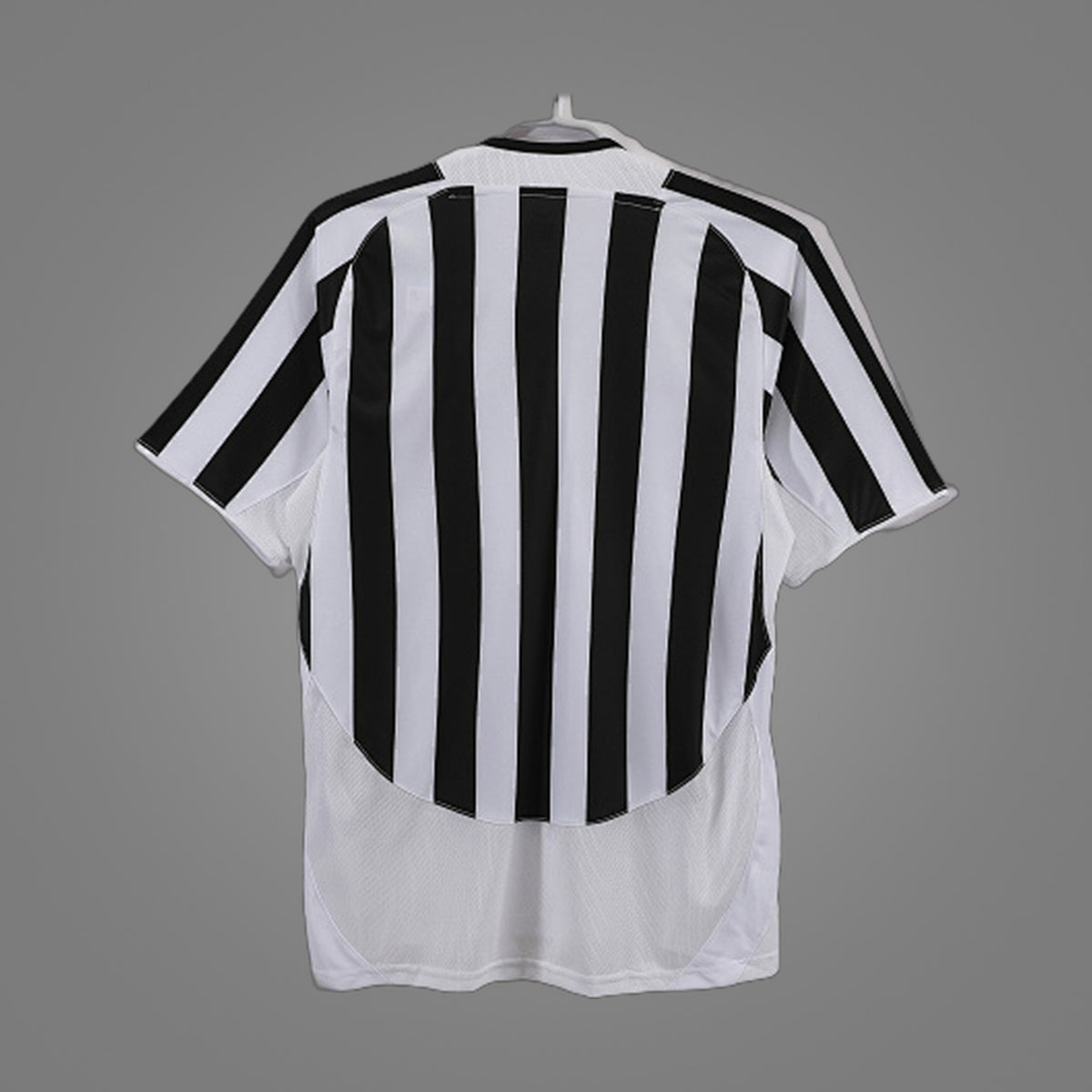Maillot rétro Juventus Domicile 2003/04 - dos