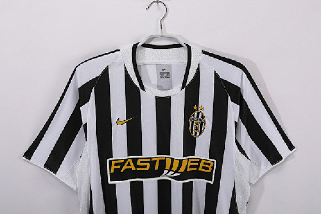Maillot rétro Juventus Domicile 2003/04 - détail 2