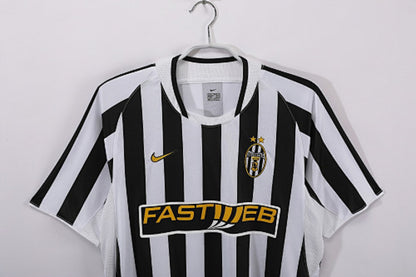 Maillot rétro Juventus Domicile 2003/04 - détail 2
