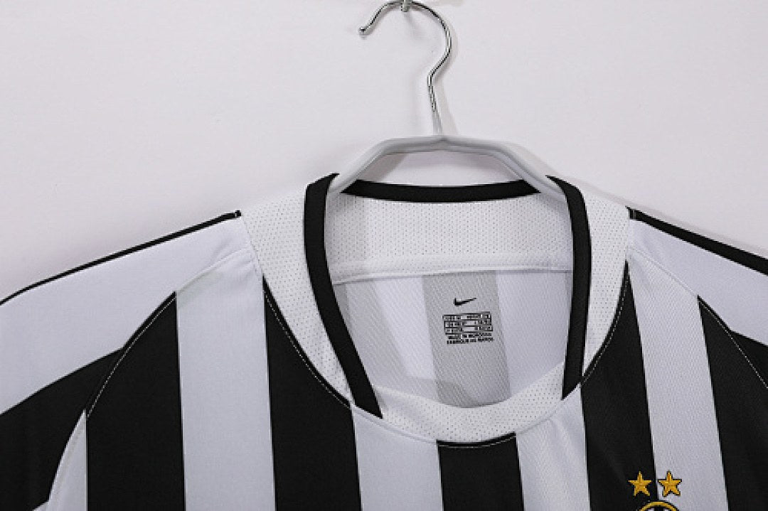 Maillot rétro Juventus Domicile 2003/04 - détail 3