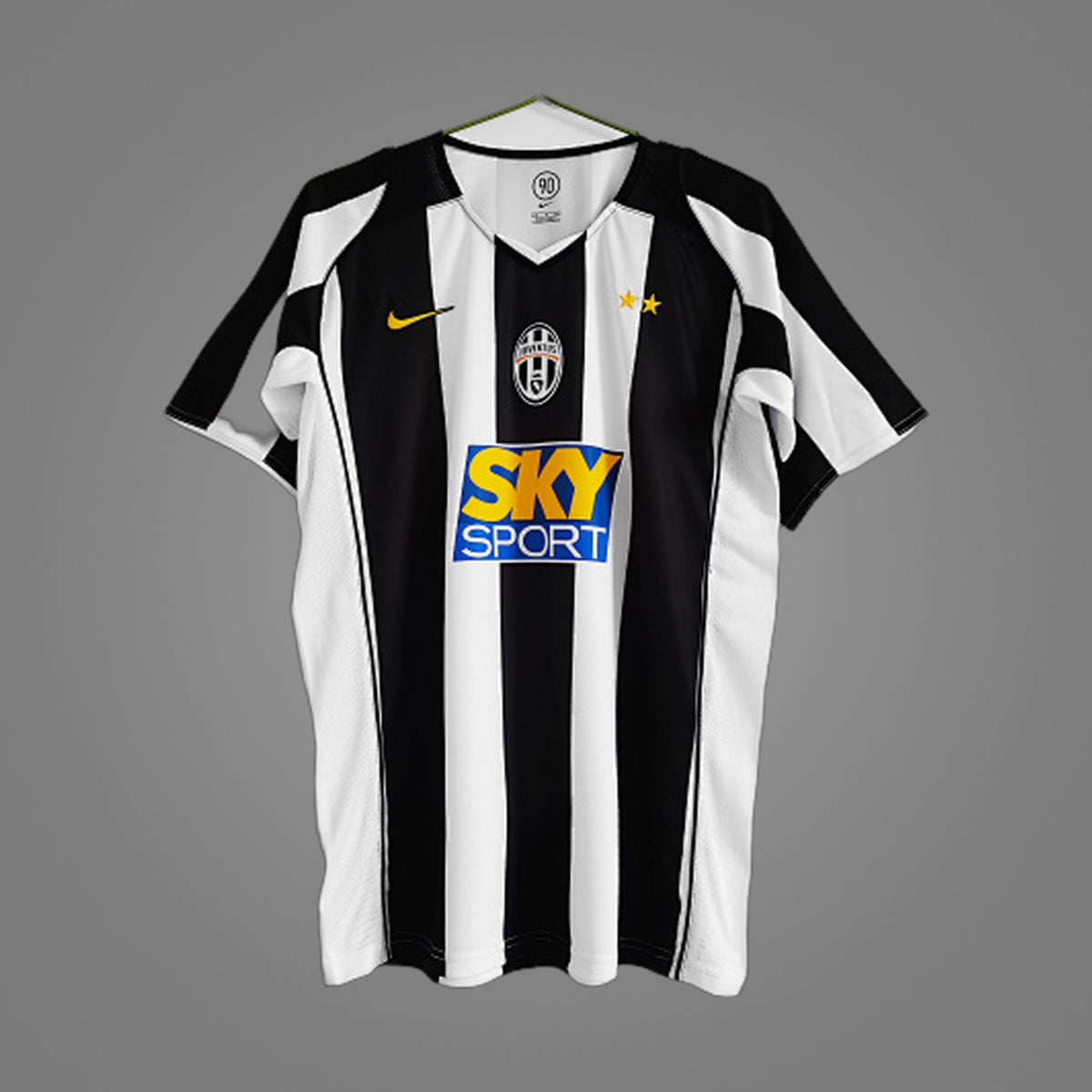 Maillot rétro Juventus Domicile 2004/05 - face avant