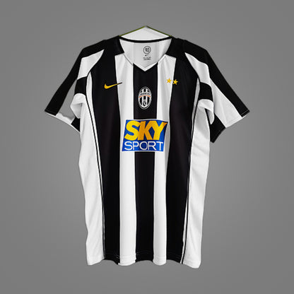 Maillot rétro Juventus Domicile 2004/05 - face avant