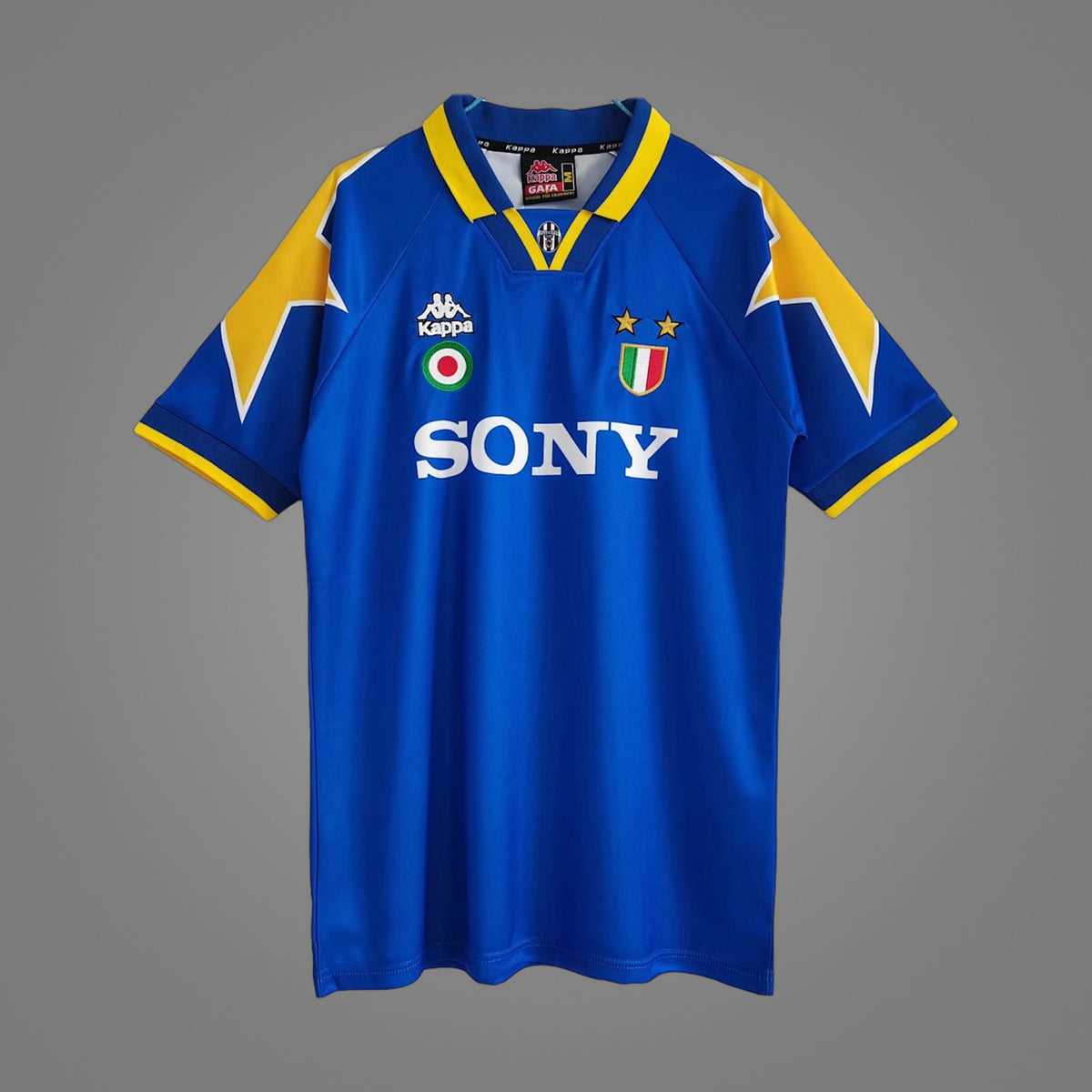 Maillot rétro Juventus Extérieur 1995/96 - face avant