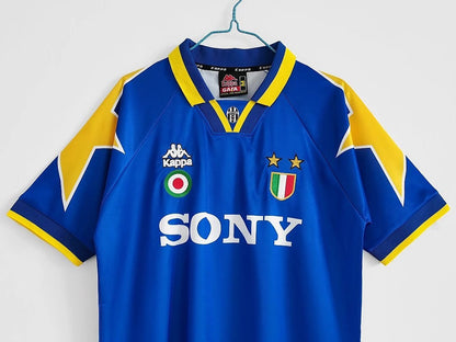 Maillot rétro Juventus Extérieur 1995/96 - détail 1