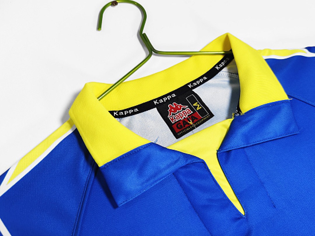 Maillot rétro Juventus Extérieur 1997/98 - détail 3