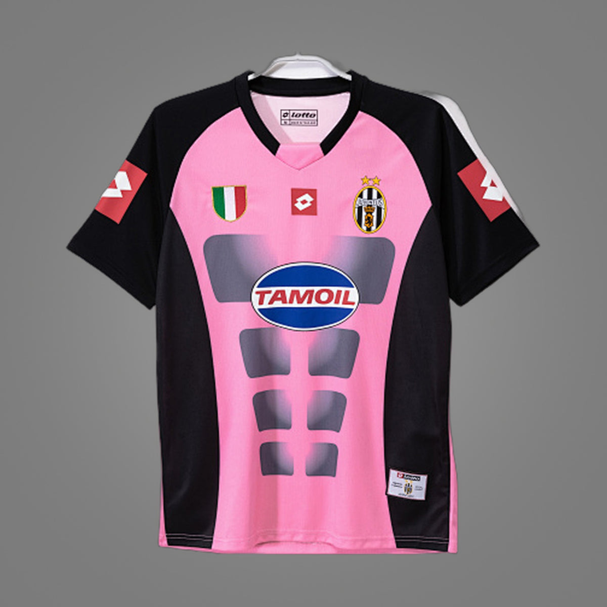 Maillot rétro Juventus Extérieur 2002/03 - face avant