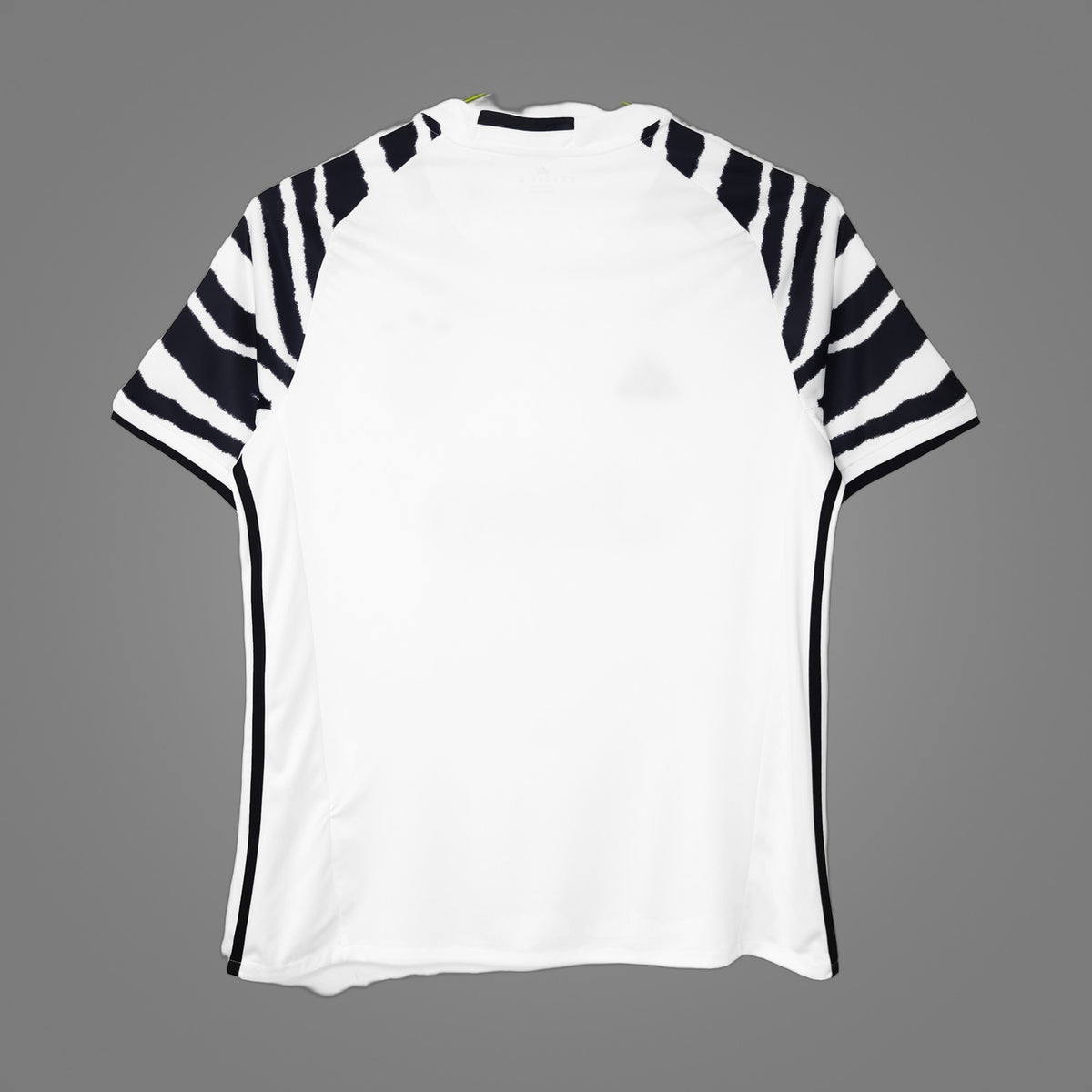 Maillot rétro Juventus Third blanc 2016/17 - dos