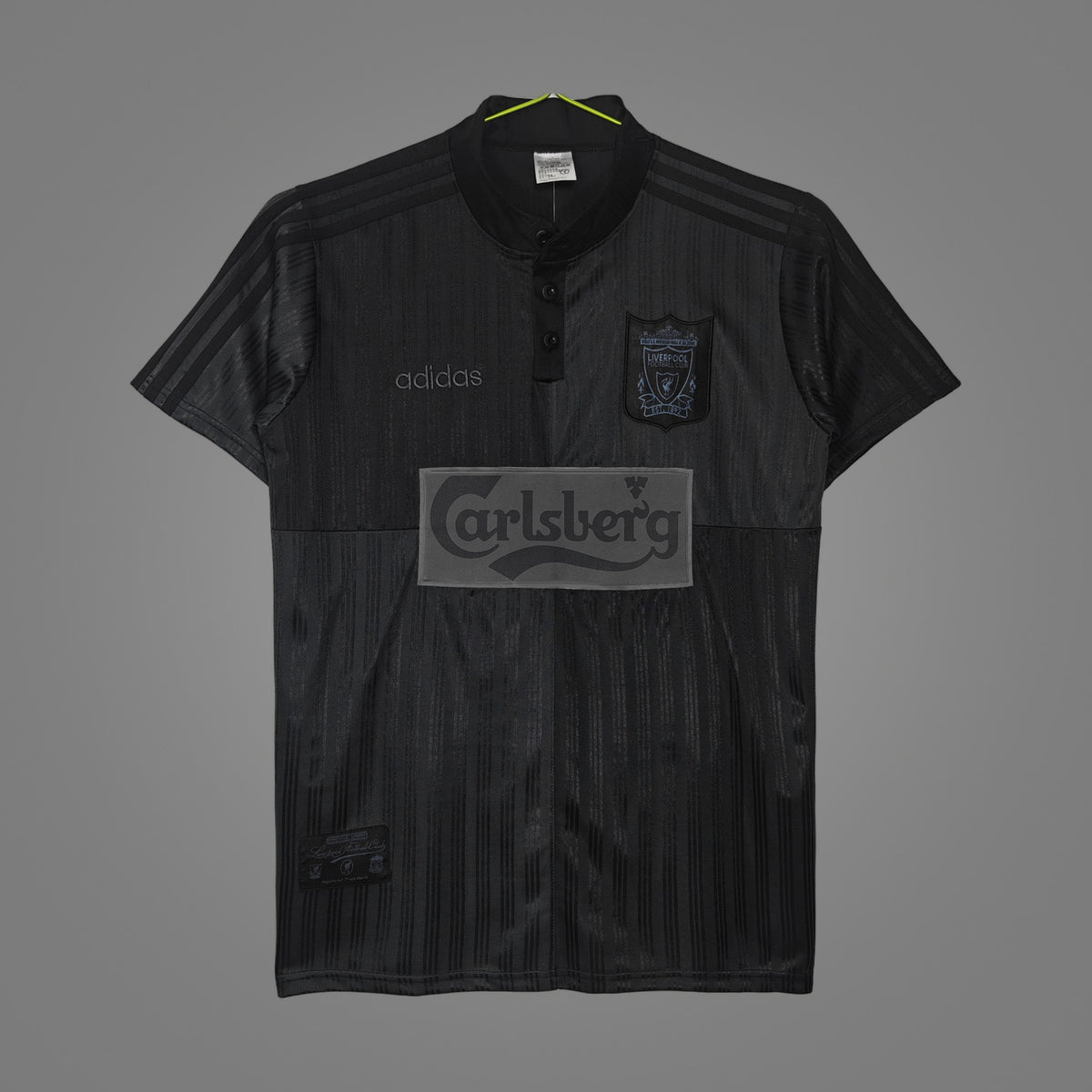 Maillot rétro Liverpool Noir Édition spéciale 1995/96 - face avant