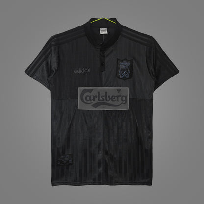 Maillot rétro Liverpool Noir Édition spéciale 1995/96 - face avant