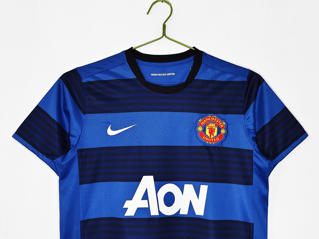 Maillot rétro Manchester United Extérieur 2011/12 - détail 1