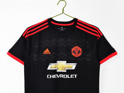 Maillot rétro Manchester United Third noir 2015/16 - détail 3