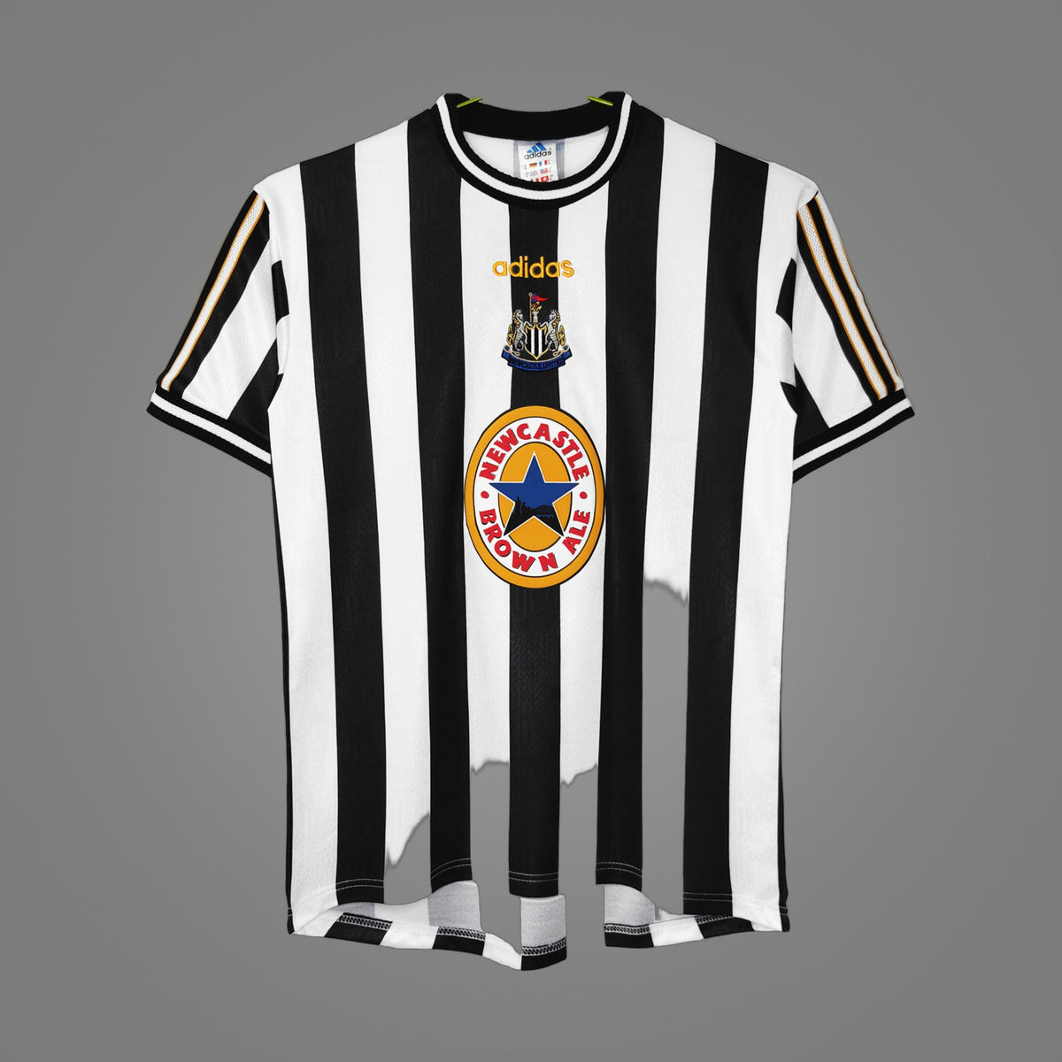 Maillot rétro Newcastle United Domicile 1997/99 - face avant