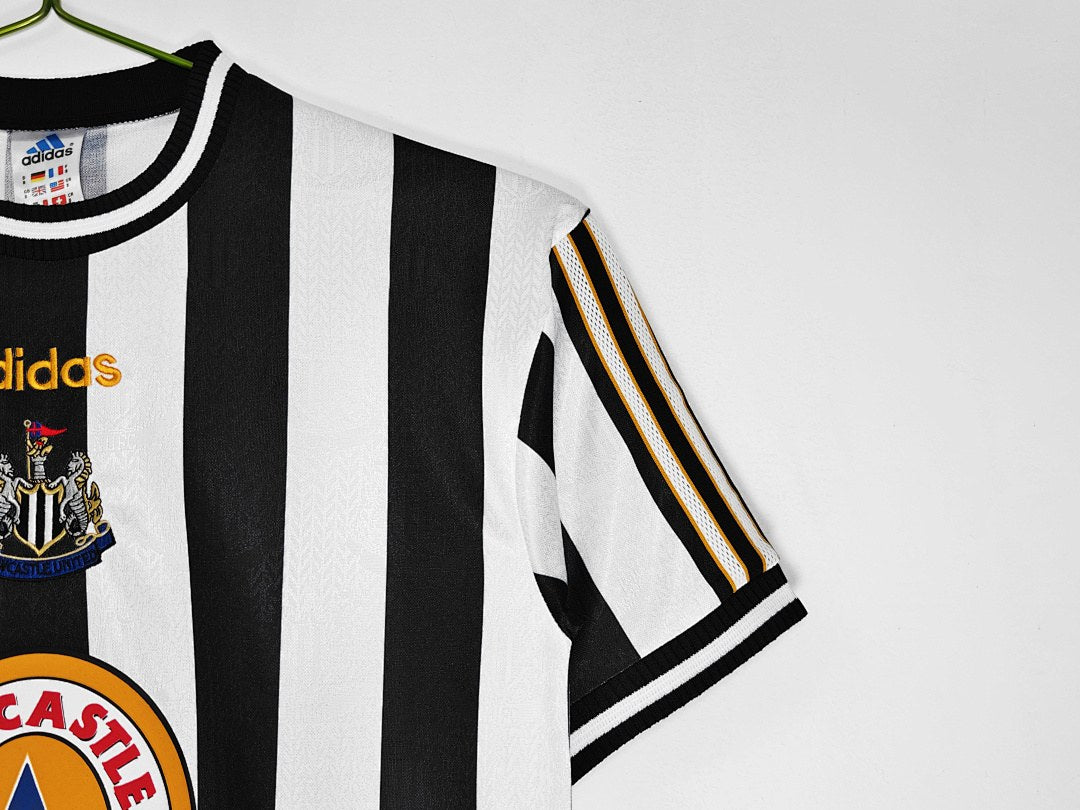 Maillot rétro Newcastle United Domicile 1997/99 - détail 1