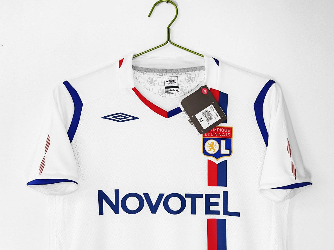 Maillot rétro Olympique Lyonnais Domicile 2008/09 - détail 1