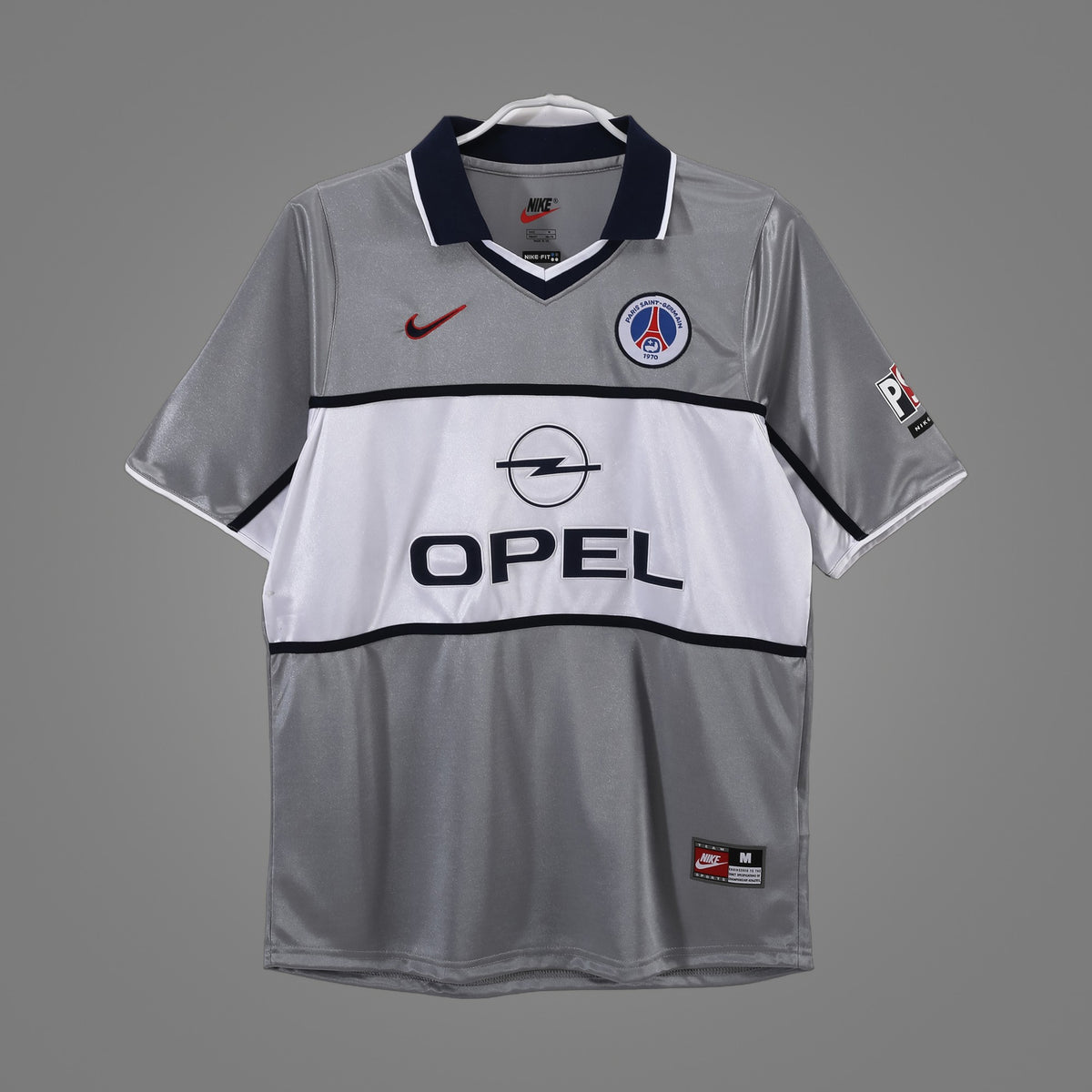 Maillot rétro Paris Saint-Germain Extérieur 2000/01 - face avant