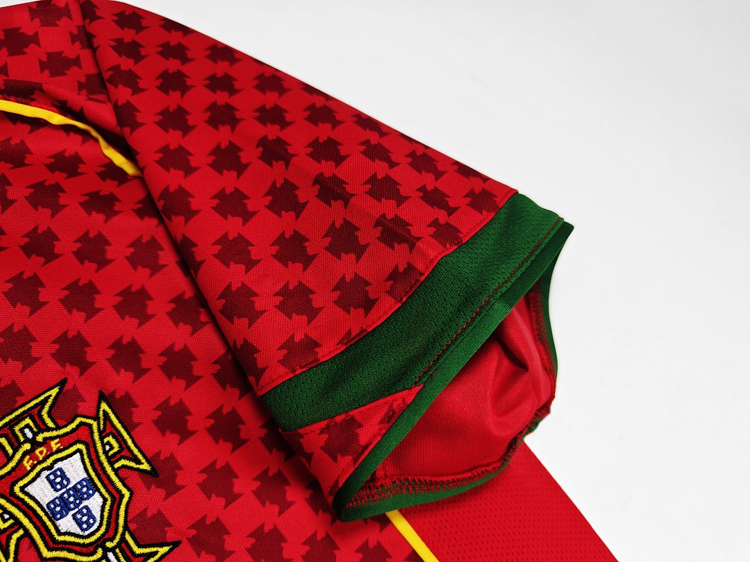 Maillot rétro Portugal Domicile 2004 - détail 1