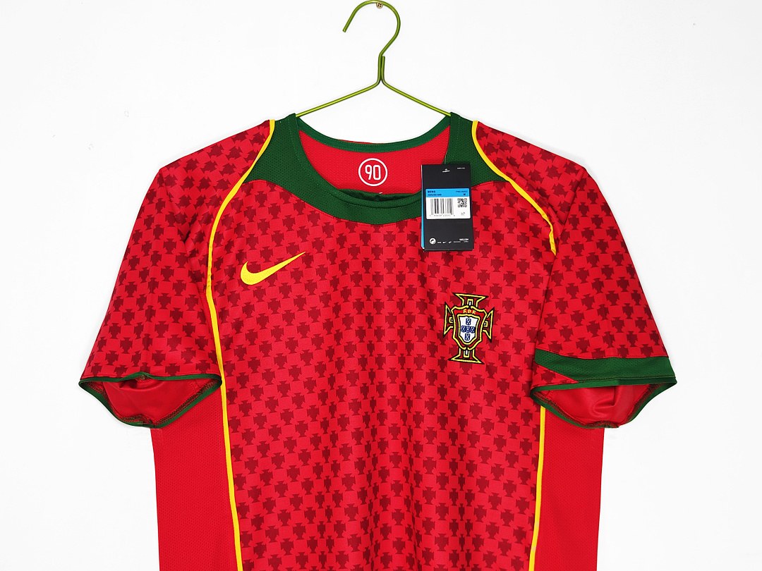Maillot rétro Portugal Domicile 2004 - détail 2