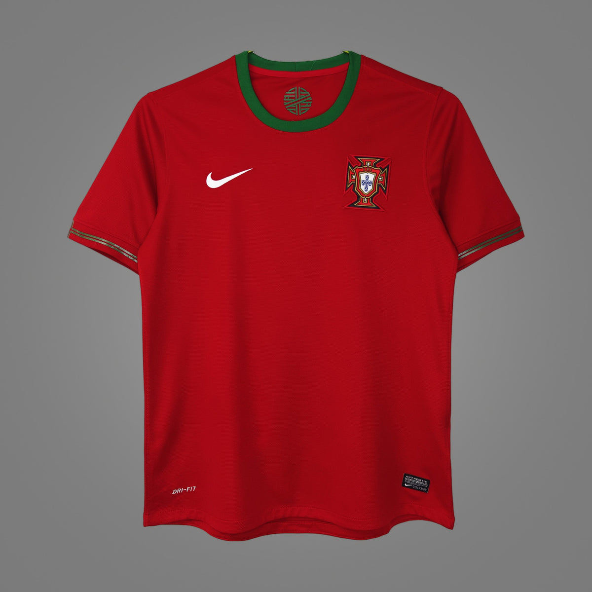 Maillot rétro Portugal Domicile 2012 - face avant