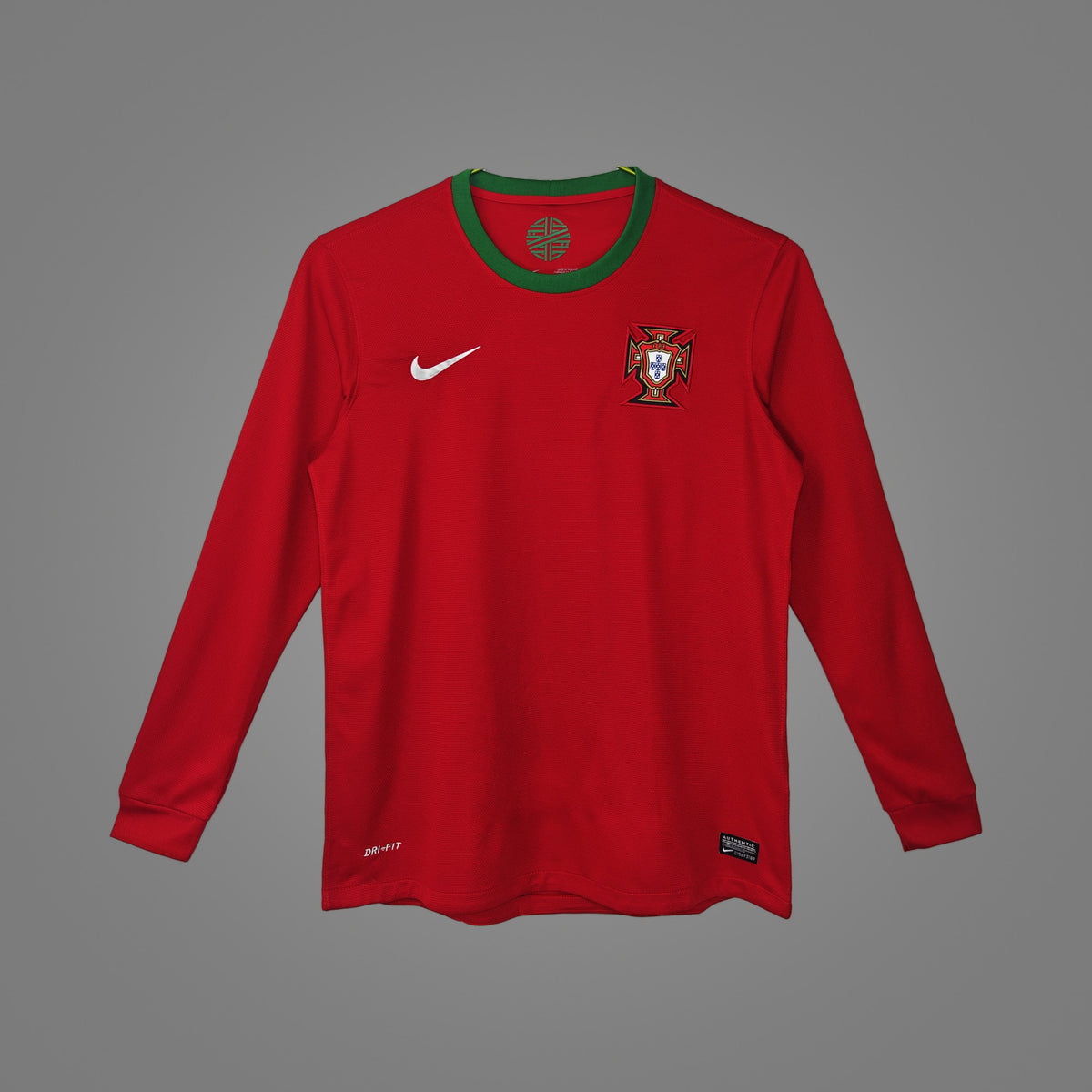 Maillot rétro Portugal Domicile 2012 Manches Longues - face avant
