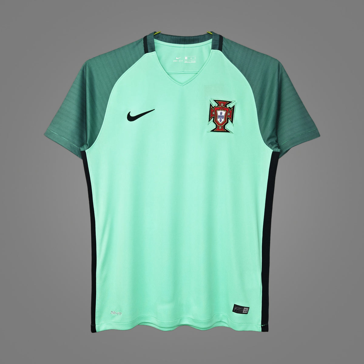 Maillot rétro Portugal Extérieur 2016 - face avant